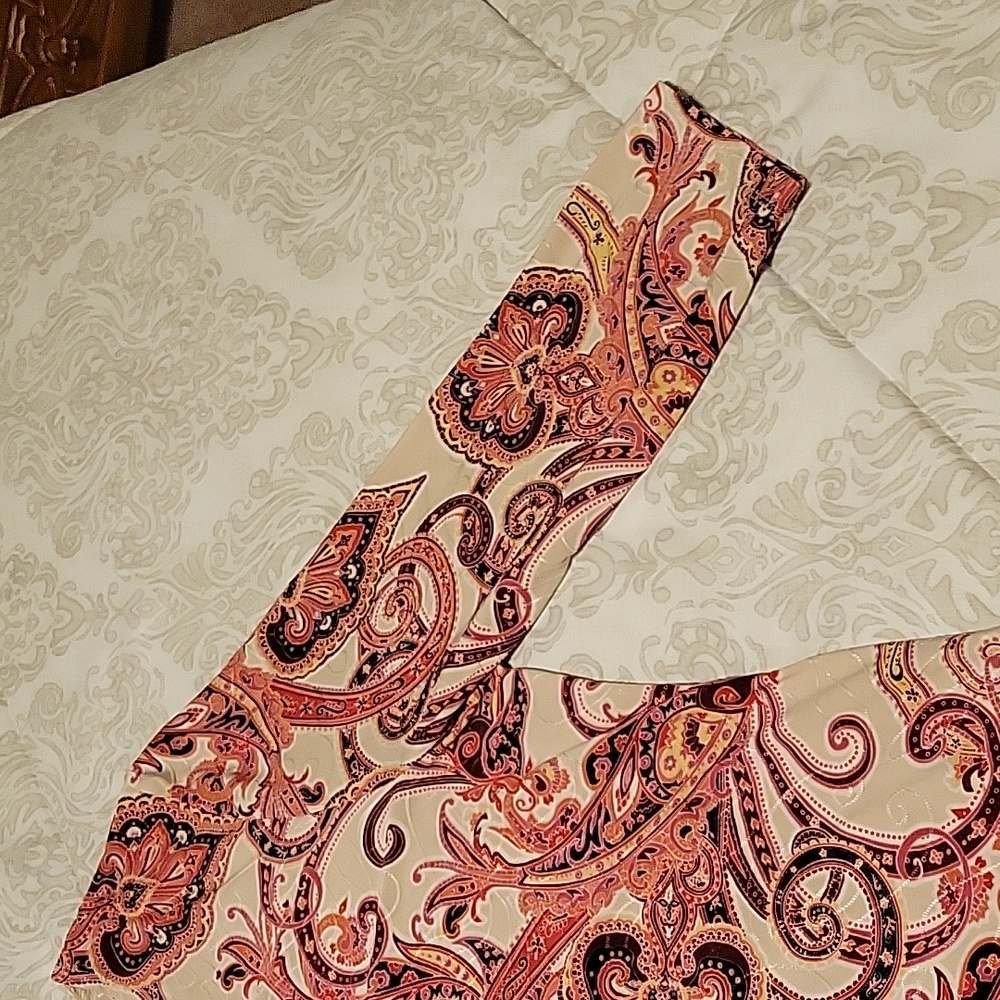 JM collection patterned blouse 👚 - Picture 4 of 8